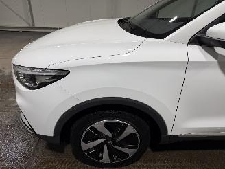 MG ZS 50kWh 130kW EV Standard Range Comfort picture 15