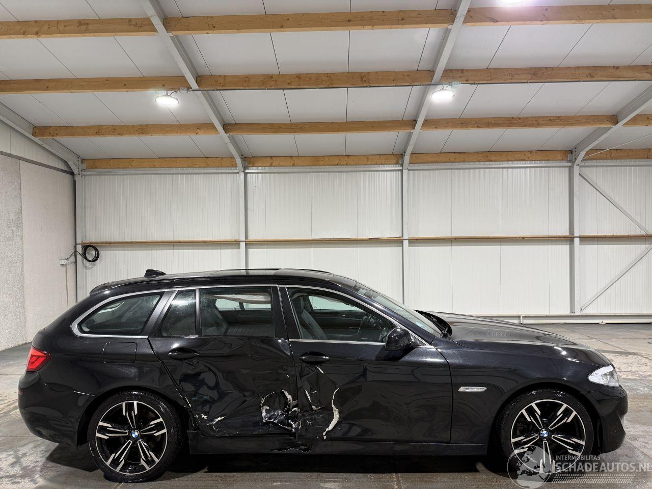 BMW 5-serie 520d 135kW Automaat Pano