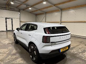 Volvo EX30 69kWh 200kW Single Motor Extended Range Plus picture 12