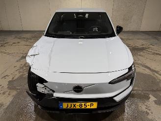 Volvo EX30 69kWh 200kW Single Motor Extended Range Plus picture 20