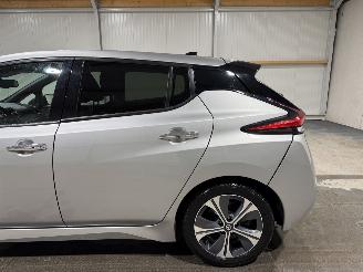 Nissan Leaf 40kWh 110kW Tekna picture 13