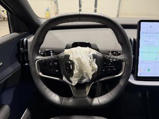 Volvo EX30 69kWh 200kW Single Motor Extended Range Ultra picture 29