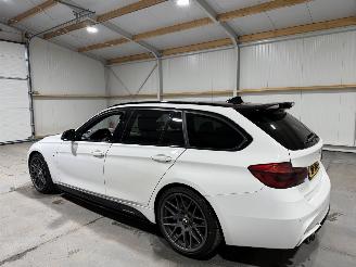 BMW 3-serie 330i 185kW Automaat High Executive picture 11