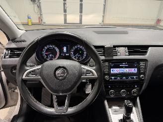 Skoda Octavia 1.6TDI 81kW Automaat GreenTech Edition BusinessLine Pano picture 29