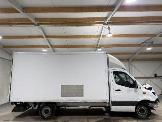Vaurioauto  commercial vehicles Mercedes Sprinter 316CDI  2.2 120kW Automaat L3 Bakwagen Laadklep 2021/8