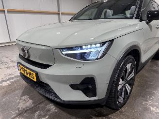 Volvo XC40 70kWh 170kW Recharge Ultimate Pano picture 24