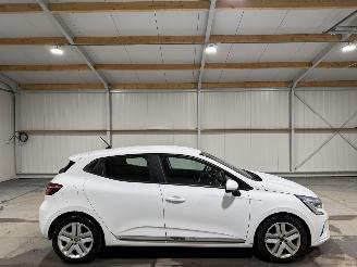 Schadeauto Renault Clio 1.0TCe 74kW Airco Zen 2019/10