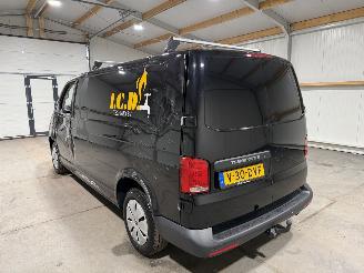 Volkswagen Transporter 2.0TDI 81kW L2H1 Comfortline picture 12