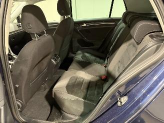 Volkswagen Golf 1.6TDI 77kW Highline Navi picture 21