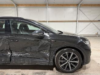 Audi Q4 E-Tron 45 82kWh 210kW Quattro S Edition Pano picture 14