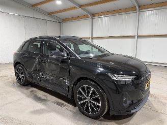 Audi Q4 E-Tron 45 82kWh 210kW Quattro S Edition Pano picture 2