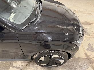 Volvo EX30 69kWh Extended Range Plus 200kW Single Motor picture 18