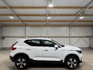 Avarii autoturisme Volvo XC40 1.5Hybrid T4 95kW Automaat Inscription Expression 2022/5