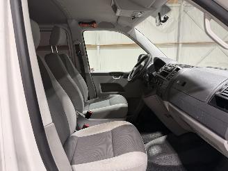 Volkswagen Transporter 2.0TDI 62kW 9P. Airco L2H1 Trendline 9Persoons picture 19