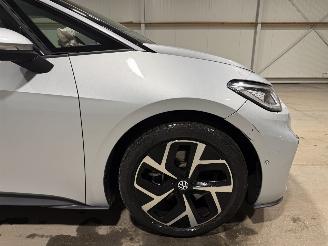 Volkswagen ID.3 59kWh 170kW PRO Orange Edition picture 16