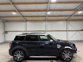 Schadeauto Mini Countryman COOPER SE 1.5 100kW Automaat Pano ALL4 2019/11