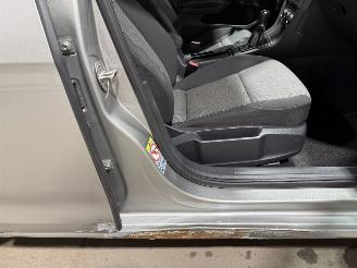 Volkswagen Golf 1.2TSI 77kW Clima Navi Camera  Highline picture 37