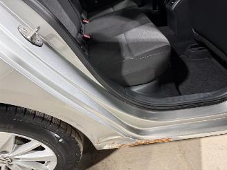 Volkswagen Golf 1.2TSI 77kW Clima Navi Camera  Highline picture 36