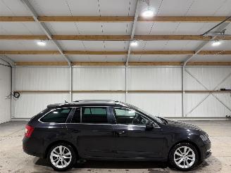 Vaurioauto  passenger cars Skoda Octavia 1.0TSI 85kW GreenTech Ambition Business 2018/5