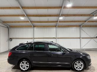 krockskadad bil auto Skoda Superb 2.0TDI 103kW Automaat Pano Elegance Business 2014/5