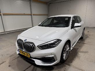 BMW 1-serie 118i 100kW Automaat High Executive picture 10