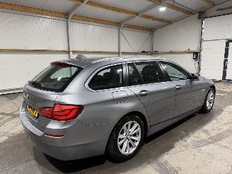 BMW 5-serie 520i 135kW Automaat High Executive picture 5