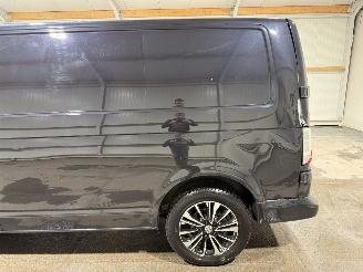 Volkswagen Transporter 2.0TDI 66kW L1H1  Business picture 27
