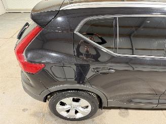 Volvo XC40 1.5T3 120kW Automaat Momentum Pro picture 18