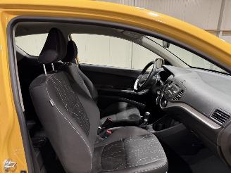 Kia Picanto 1.0CVVT 51kW Clima Dynamicline picture 34
