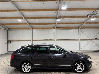 Auto incidentate Skoda Superb 2.0TDI 125kW Automaat Pano Elegance Business Line 2011/2