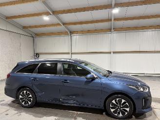 Kia Ceed 1.6GDI PHEV 77kW Automaat DynamicPlusline picture 2