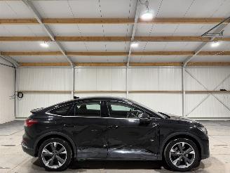 uszkodzony samochody osobowe Audi Q4 35Etron 55kWh 125kW Advanced Edition 2021/12