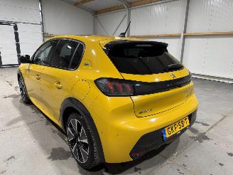 Peugeot e-208 50kWh 100kW EV GT Pack picture 12