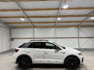 Vaurioauto  passenger cars Volkswagen T-Roc 1.5TSI 110kW R-Line 2023/3