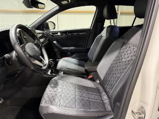 Volkswagen T-Roc 1.5TSI 110kW R-Line picture 22