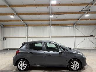 škoda osobní automobily Peugeot 208 1.2PT 60kW  Blue Lion Airco Navi 2016/10