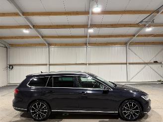 uszkodzony samochody osobowe Volkswagen Passat 1.6TDI 88kW Automaat Highline 2015/2