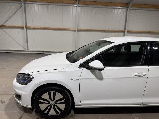 Volkswagen e-Golf 36kWh 100kW Automaat Clima Navi picture 13