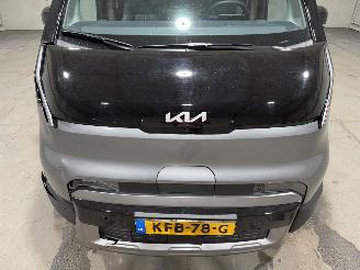Kia PV5 71.2kWh 120kW Passenger Elite Executive picture 18