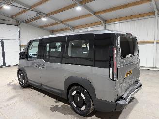 Kia PV5 71.2kWh 120kW Passenger Elite Executive picture 11