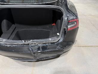 Tesla Model 3 60kWh Standard 175kW RWD Plus picture 41