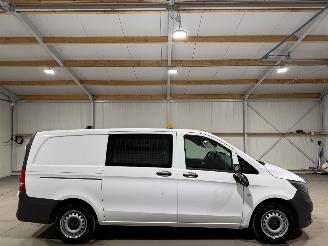skadebil bedrijf Mercedes Vito 110CDI 75kW Airco Lang 2023/4