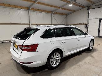 Skoda Superb 1.5TSI 110kW Automaat ACT Business Edition Plus picture 5