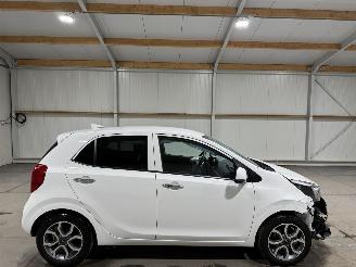 krockskadad bil auto Kia Picanto 1.0 49kW Automaat DynamicPlusline Airco Camera 2024/2