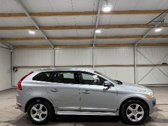 Schadeauto Volvo Xc-60 2.0D4 120kW Automaat R-Design 2013/1