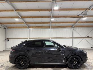 Damaged car Porsche Cayenne COUPE 3.0 250kW Automaat AWD 2020/1