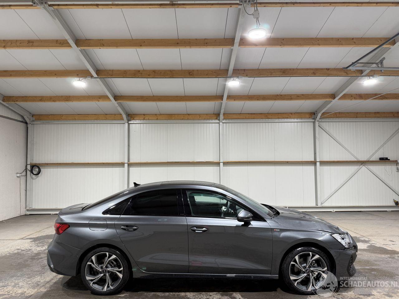 Audi A3 30TFSI 85kW Automaat Pano S Edition