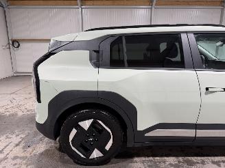 Kia EV3 81.4kWh 150kW Plus picture 13
