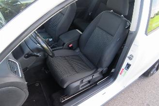 Volkswagen Golf 1.4 Easyline 2009 80pk Camera Navigatie  Airco picture 6