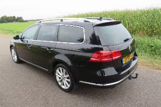 Volkswagen Passat 1.4 TSI 122pk High Executive Blue motion  2012  Automaat  navigatie clima leer  vol optie picture 2